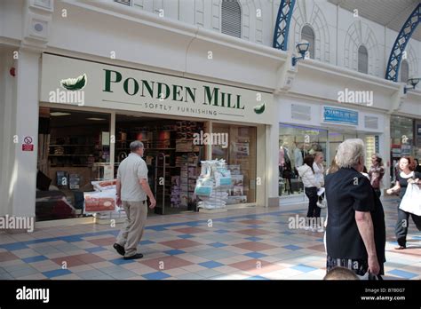 ponden mills shops.